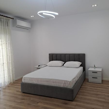 Erdis Home Nr 2 Tirana Esterno foto
