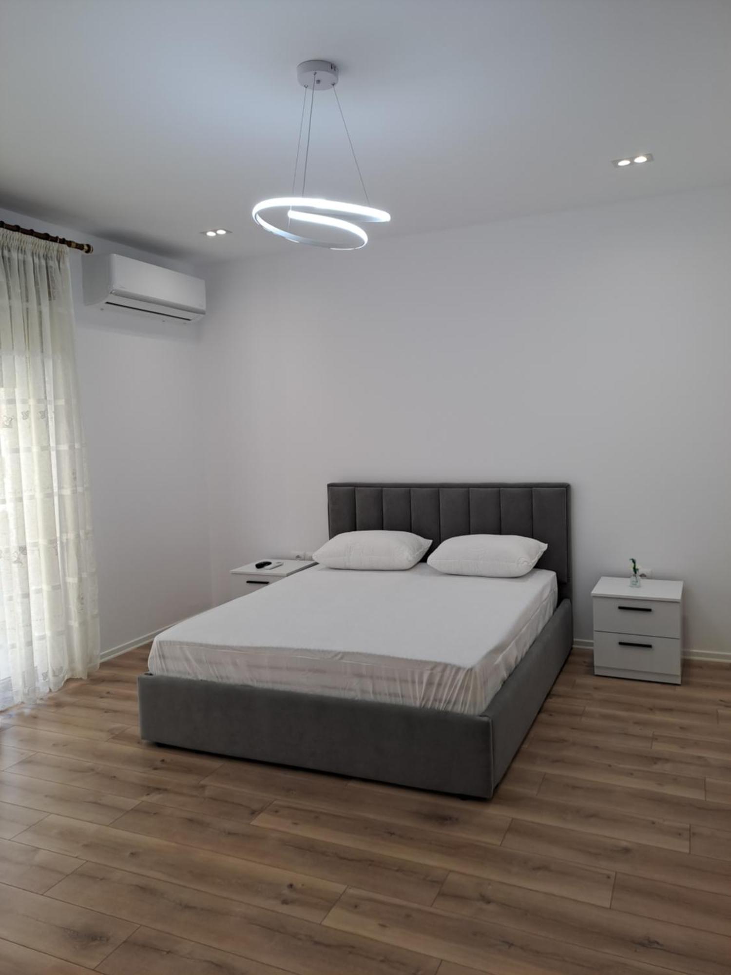 Erdis Home Nr 2 Tirana Esterno foto